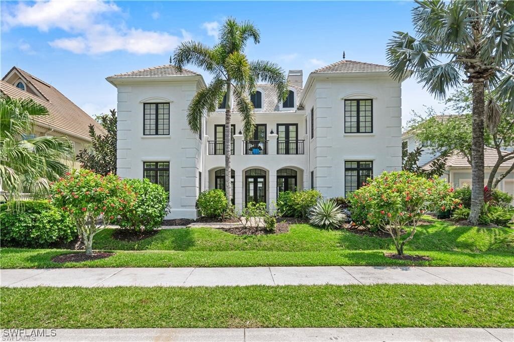 1412 Hemingway Pl in Naples, FL - Foto de edificio