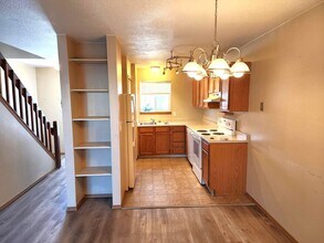 3015 Illinois Ave, Unit B in Colorado Springs, CO - Building Photo - Building Photo