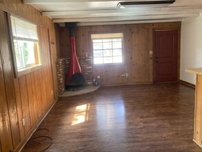 959 Kuffel Canyon Rd in Lake Arrowhead, CA - Building Photo - Building Photo