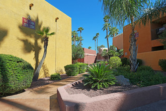 Pebble Creek Apartments in Tucson, AZ - Building Photo - Building Photo