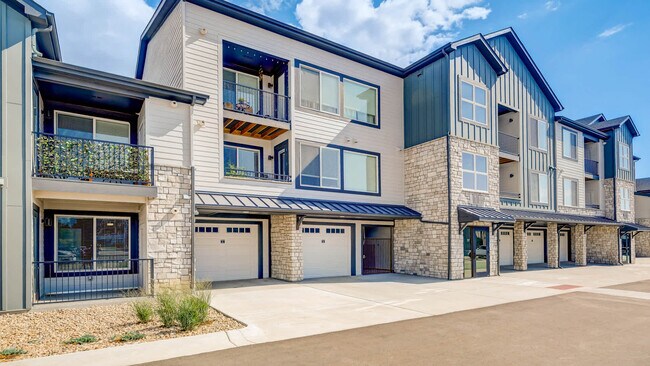 Savanna Nine Mile in Lafayette, CO - Foto de edificio - Building Photo