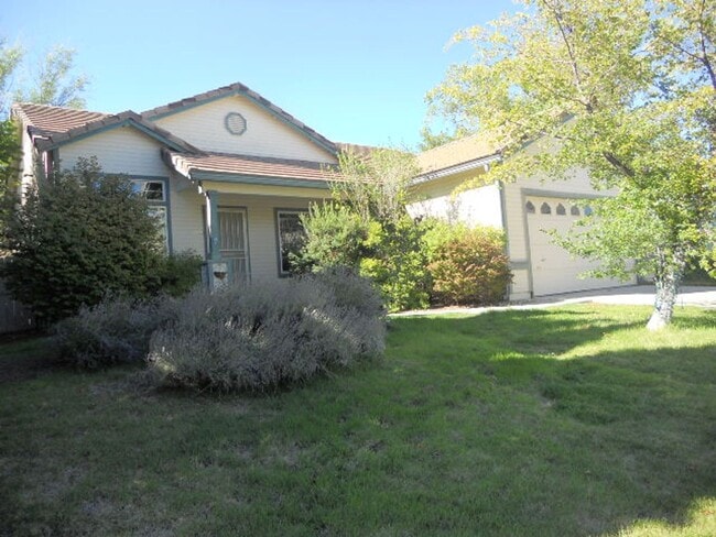 property at 5815 W Brookdale Dr