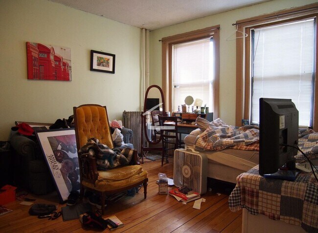 14 Glenville Ave in Boston, MA - Building Photo - Building Photo