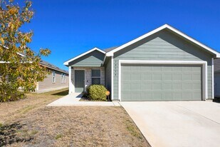 10114 Kersey Ml in San Antonio, TX - Building Photo