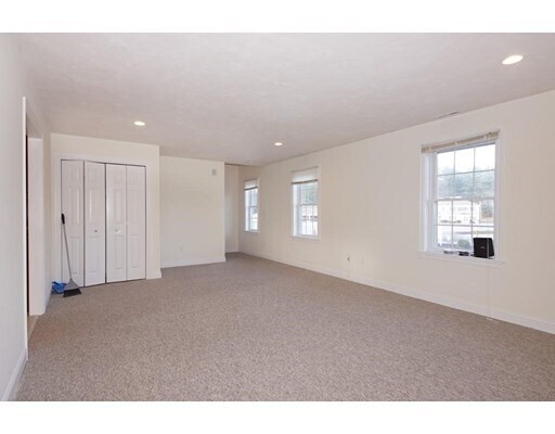 269 W Main St-Unit -4C in Northborough, MA - Building Photo - Building Photo