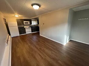 304 E Lehr Ave in Ada, OH - Building Photo - Building Photo