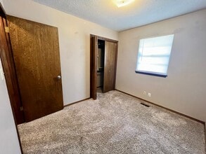 310 N Harding St in Enid, OK - Building Photo - Building Photo