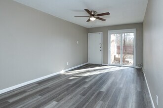 Arbor Village Apartments in Ferguson, MO - Building Photo - Interior Photo