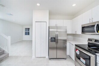 2680 SE 10th St in Homestead, FL - Building Photo - Building Photo