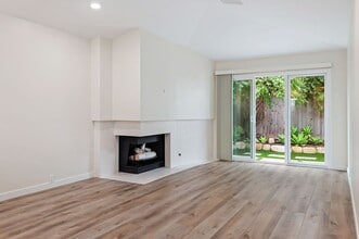 752 Casiano Dr in Santa Barbara, CA - Building Photo - Building Photo