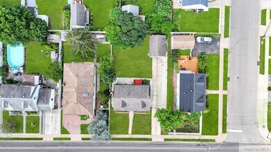 308 New South Rd in Hicksville, NY - Building Photo - Building Photo