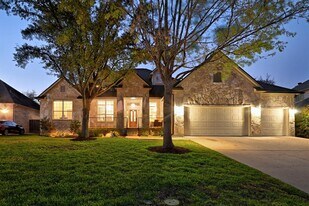 131 Eaton Ln in Austin, TX - Building Photo