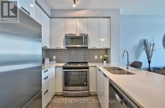 5025-5025 Four Springs Ave in Mississauga, ON - Building Photo - Building Photo