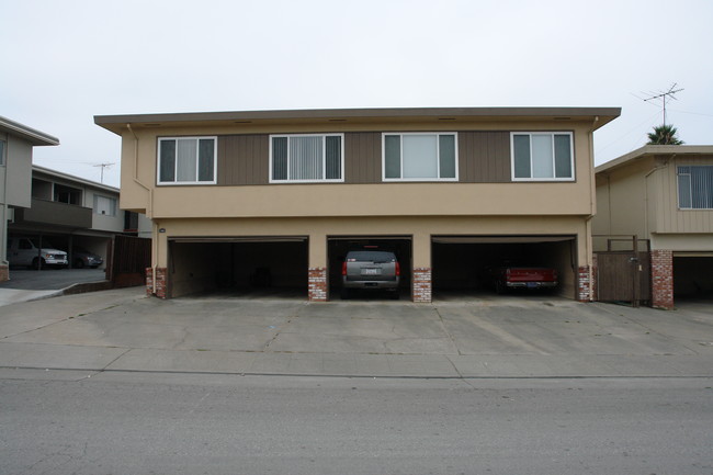 1385 Broadway in Millbrae, CA - Foto de edificio - Building Photo