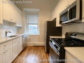 194 Central St in Somerville, MA - Building Photo