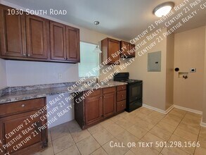 1030 S Rd in Jacksonville, AR - Foto de edificio - Building Photo