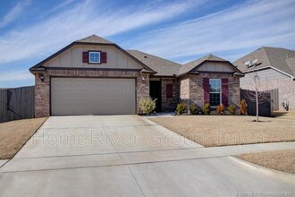 7214 S Laurel Pl in Broken Arrow, OK - Building Photo - Building Photo