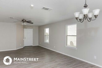 13334 Loma Sierra in San Antonio, TX - Building Photo - Building Photo