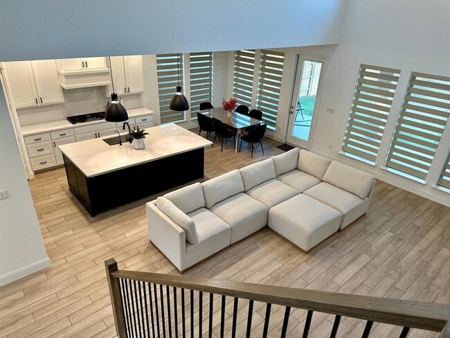 property at 1113 Scenic Grn Lp