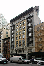 35 W 64th St in New York, NY - Building Photo - Building Photo