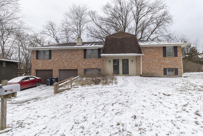 property at 2008 Juniper Dr