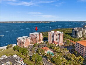 14813 Laguna Dr in Ft. Myers, FL - Building Photo - Building Photo