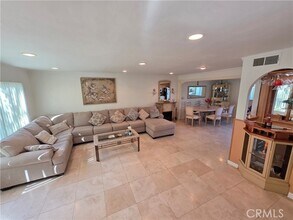 6541 Wystone Ave in Los Angeles, CA - Building Photo - Building Photo