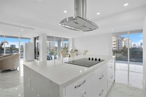 18645 Turnberry Way in Aventura, FL - Building Photo