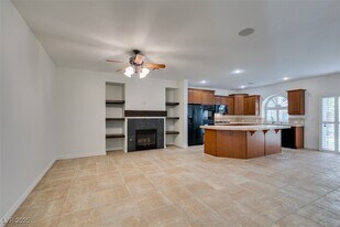 2473 Devotion Ridge Dr in Henderson, NV - Building Photo