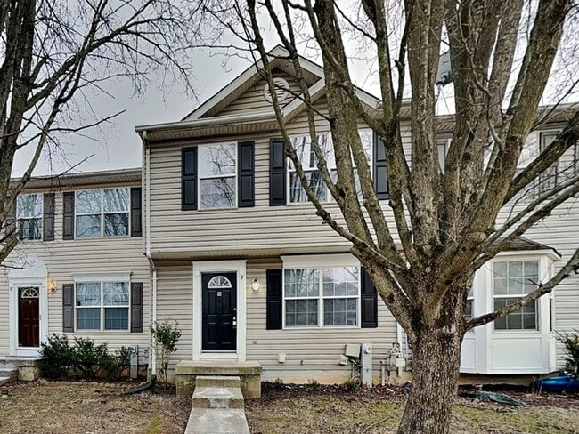 property at 7 Winlo Ct