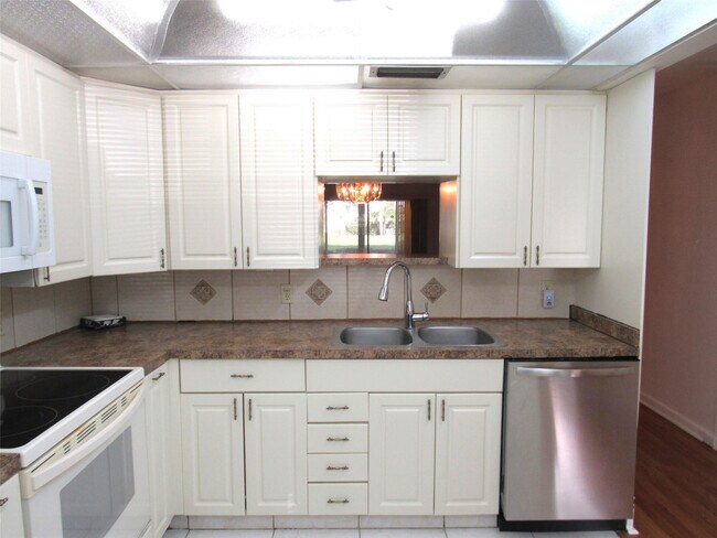 property at 2804 Victoria Way