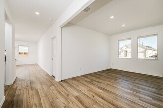 1100 Daffodil St in Princeton, TX - Building Photo - Building Photo