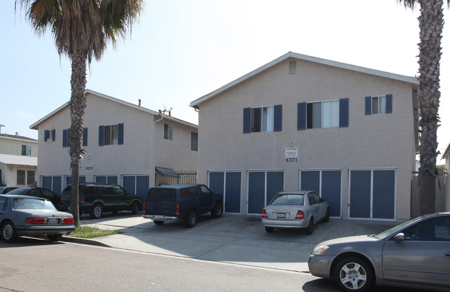 4371-4379 Swift Ave in San Diego, CA - Building Photo - Building Photo