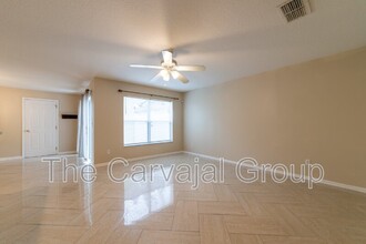 13021 Auburn Cove Ln in Orlando, FL - Building Photo - Building Photo