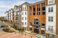 The Fitz at Rockville Town Center in Rockville, MD - Foto de edificio - Building Photo