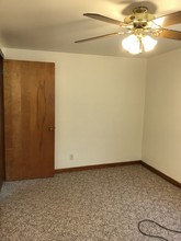 2326 Worton Blvd-Unit -#2 in West Mifflin, PA - Building Photo - Building Photo