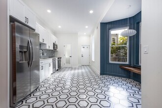 1925 N 32nd St in Philadelphia, PA - Building Photo - Building Photo