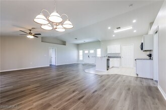 1617 NE 2nd Ave in Cape Coral, FL - Building Photo - Building Photo