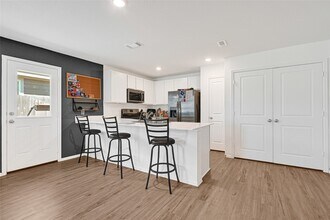 22326 Mountain Pne Dr in New Caney, TX - Building Photo - Building Photo