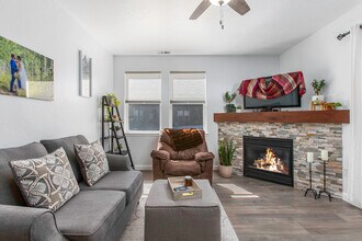 2701 Midland Ave, Unit 113 in Glenwood Springs, CO - Building Photo - Building Photo
