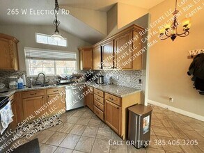 265 W Election Rd in Draper, UT - Building Photo - Building Photo