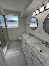 16286 Erie Pl in Davie, FL - Building Photo - Building Photo