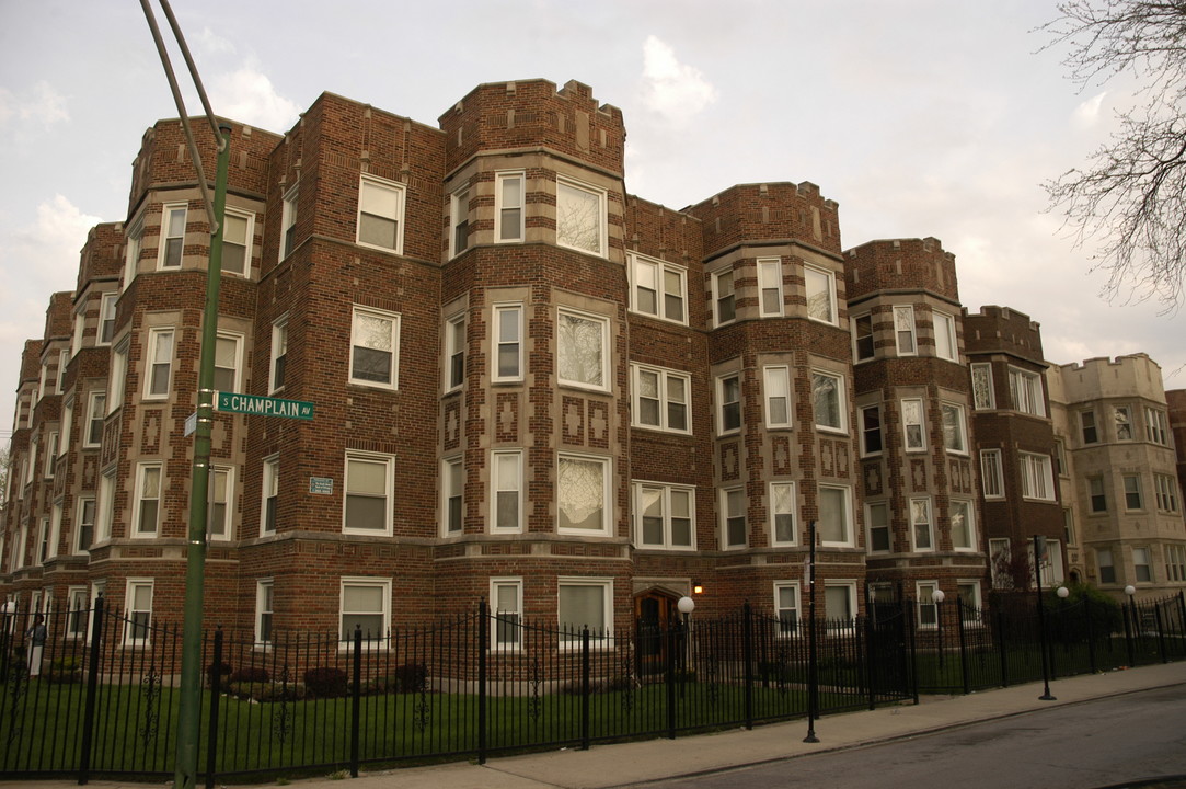 8050-8054 S Champlain Ave in Chicago, IL - Building Photo