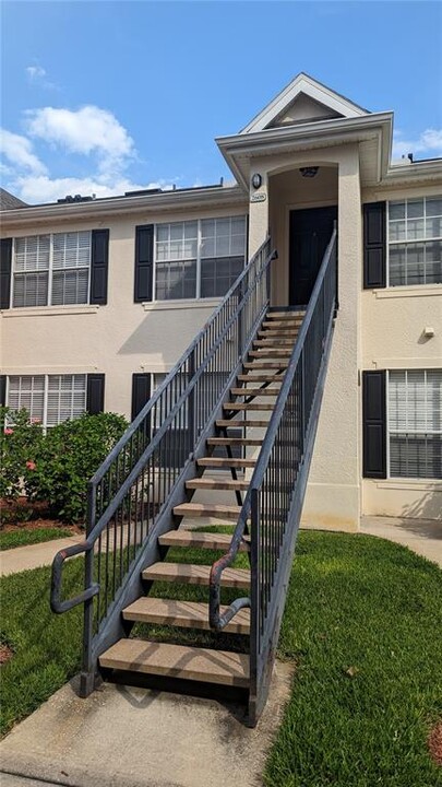8933 Lee Vista Blvd in Orlando, FL - Building Photo
