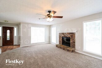 15 Fenwick Way in Grayson, GA - Building Photo - Building Photo