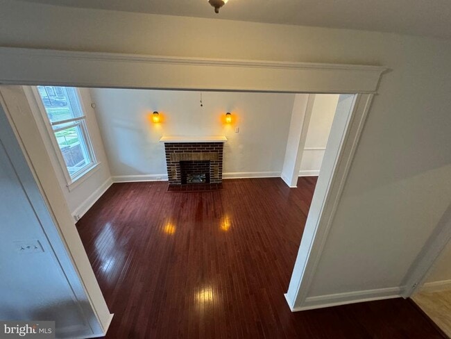 property at 1614 E 31st St