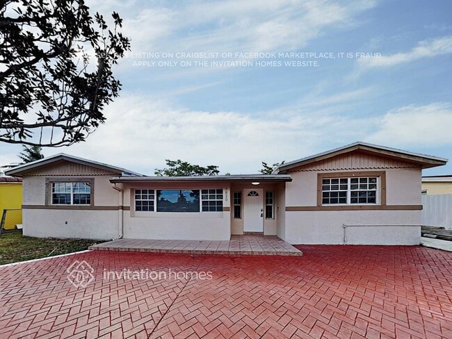 property at 3820 S Lake Terrace