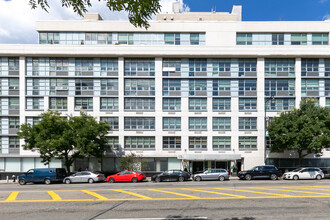 The Gantry in Long Island City, NY - Building Photo - Building Photo