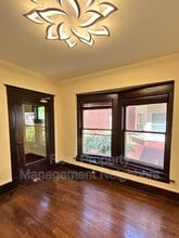 216 Lafayette Ave NE in Grand Rapids, MI - Foto de edificio - Building Photo