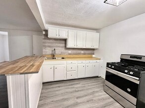 35 Monroe Ave NE in Ardmore, OK - Building Photo - Building Photo